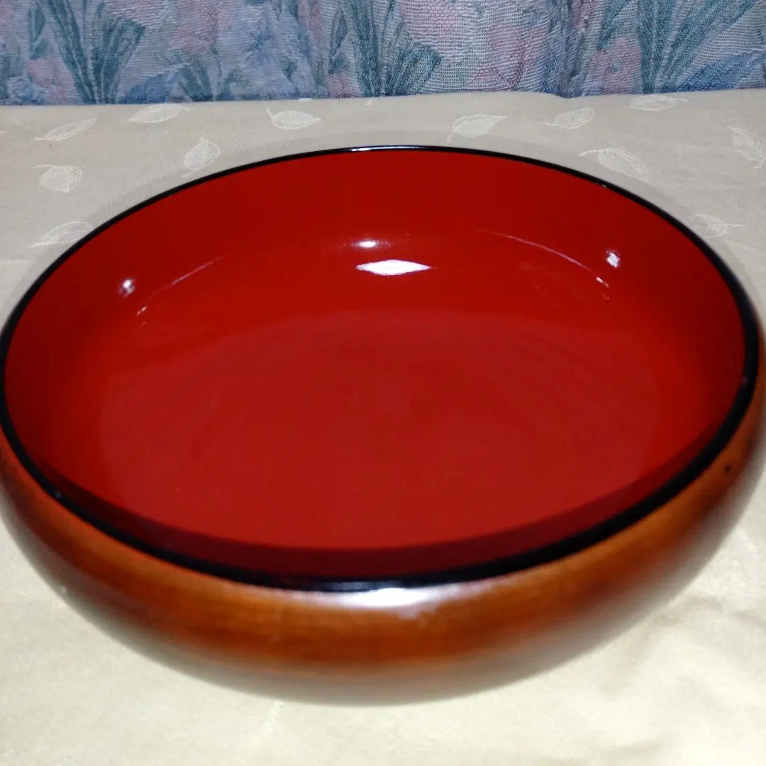 Thumbnail of Destination limited to the Kanto region! Resin bowl, vermilion interior, for sweets, salad, or nuts.