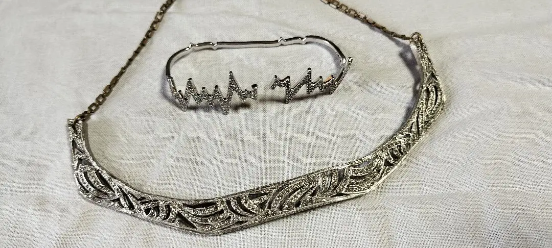 NY発☆リステア購入⭐︎未使用 mounser マウンサー ピアス シルバーフープ NY発☆リステア購入⭐︎未使用 mounser マウンサー ピアス