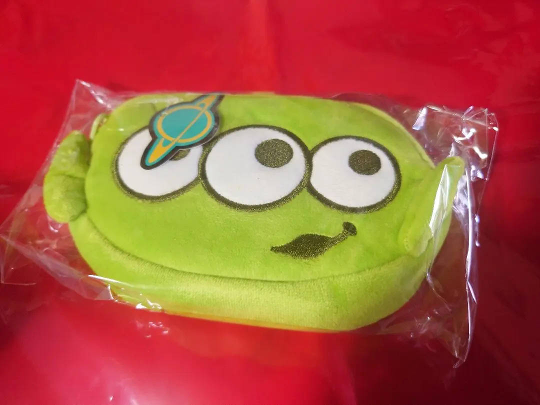 Thumbnail of CLIO Green Alien Pouch