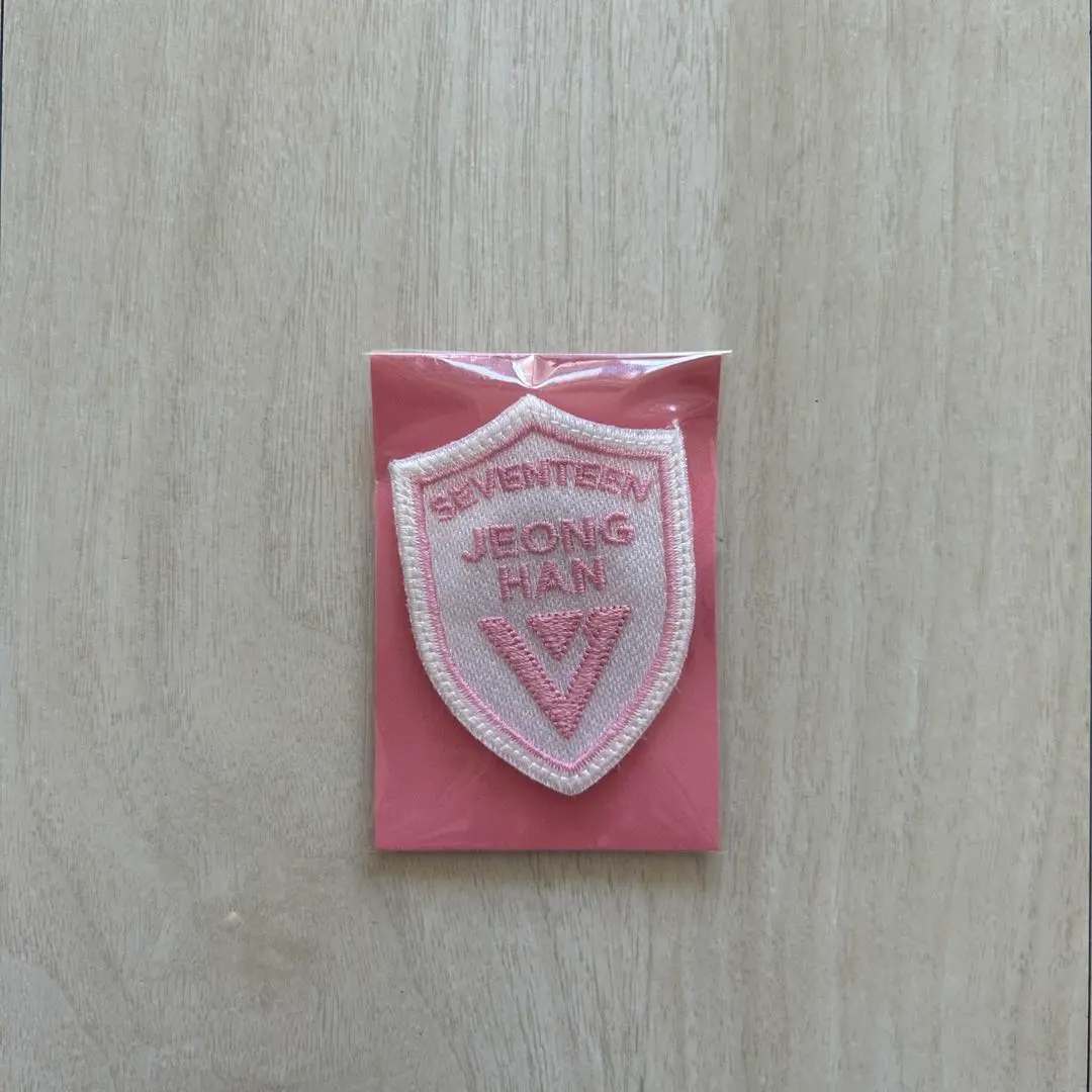 SEVENTEEN ジョンハン ユニフォーム ワッペンバッジ ボンボンイ ポーチ 2025年最新】seventeen ワッペンバッジ ジョンハンの人気アイテム