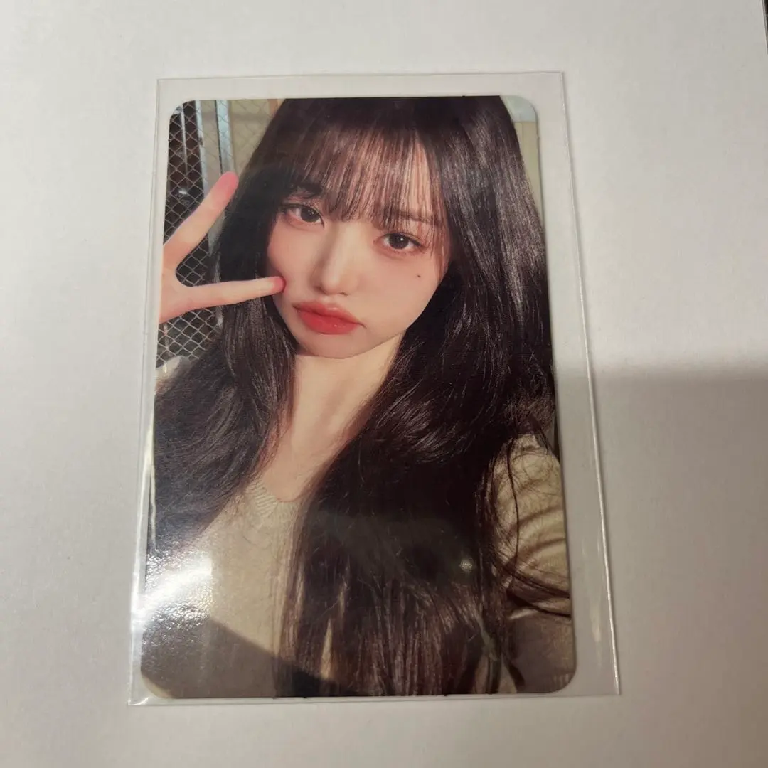 Thumbnail of IVE I'VE MINE Wonyoung photocard LOVED IVE