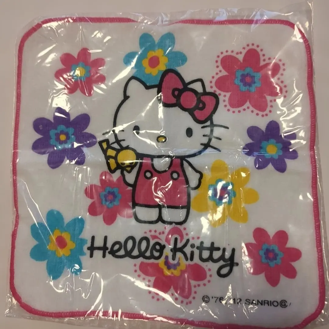 Thumbnail of Hello Kitty Floral Towel, Thin Fabric, Size 20x20