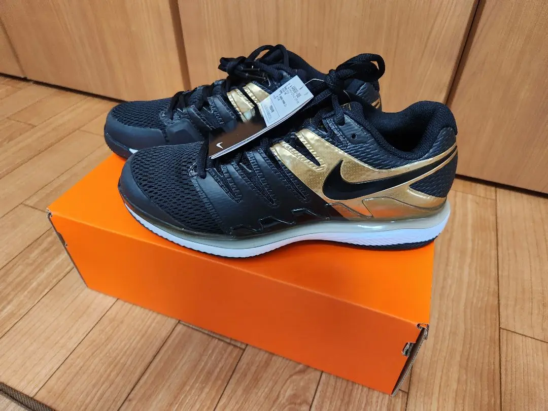 【フェデラー着用モデル】NIKE テニスシューズ 27cm Amazon.co.jp: ナイキ(NIKE) 【錦織・フェデラー着用モデル