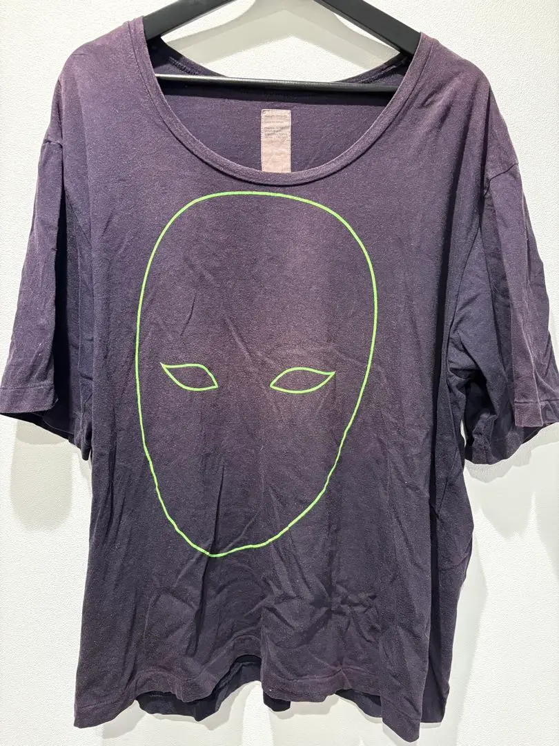 ノゾミイシグロ 総柄 英字 プリント ファーTシャツ　Fサイズ edad76aabead963be5864e1166348b