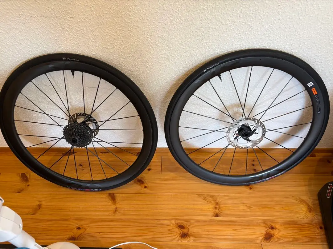 最新モデル GIANT SLR0 カーボンホイールセット 40mm disc SLR 0 40 DISC | Giant Bicycles Polska
