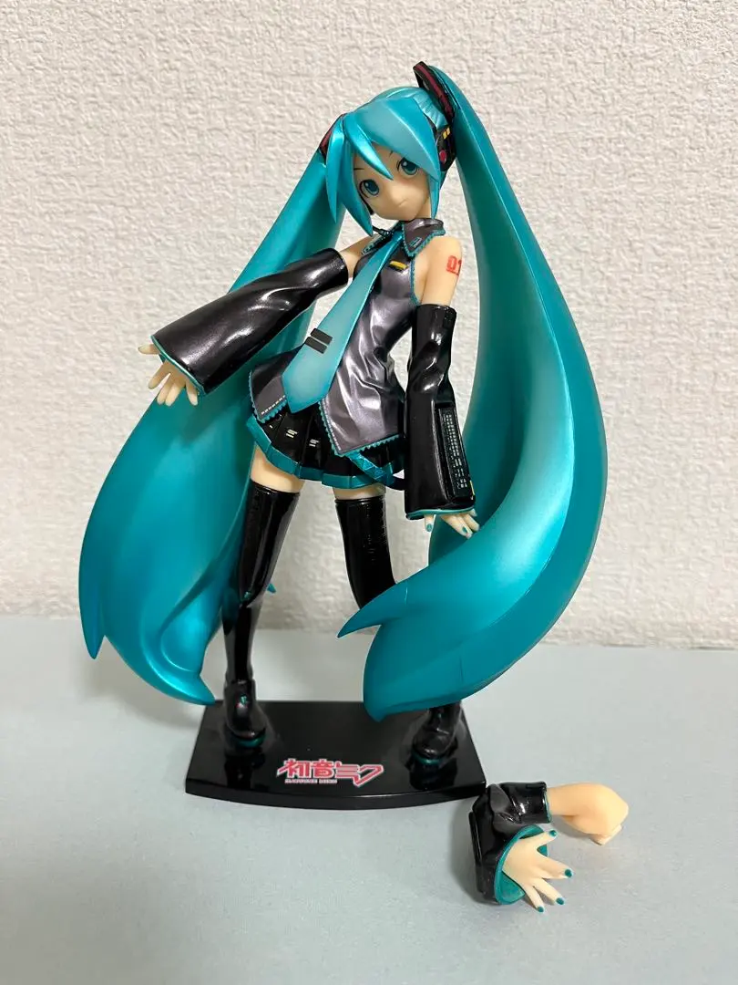 1/6 Scale PVC 初音ミク アンコールパッケージ | モエコレ公式サイト