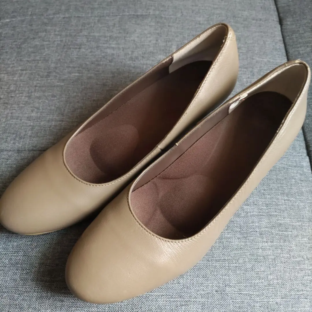 Thumbnail of MUJI Beige Pumps 23cm