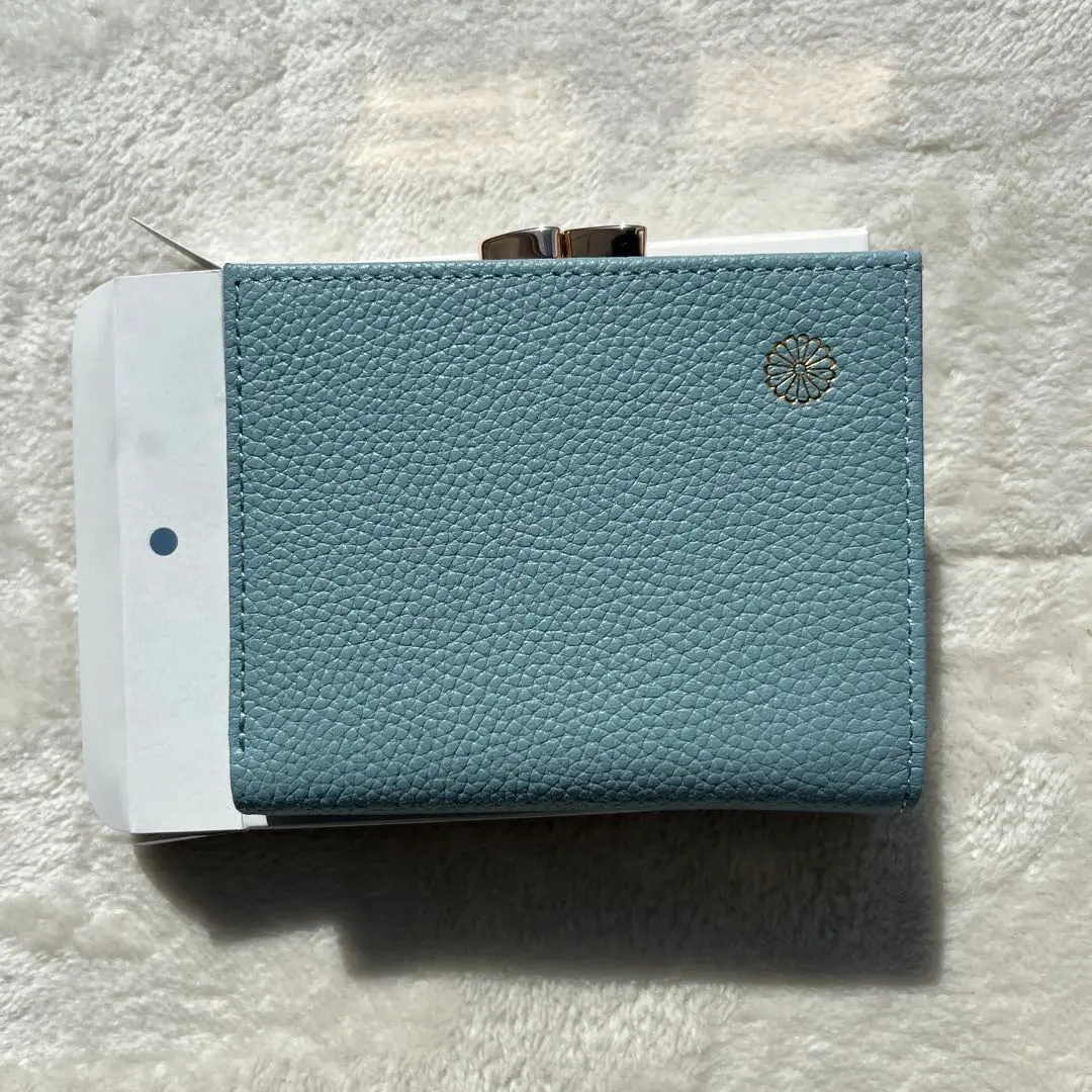 【新品未使用☆皇居参観記念】がま口付き二つ折り財布　ライトブルー 皇居参観記念 2つ折り がま口財布 紫色｜Yahoo!フリマ（旧