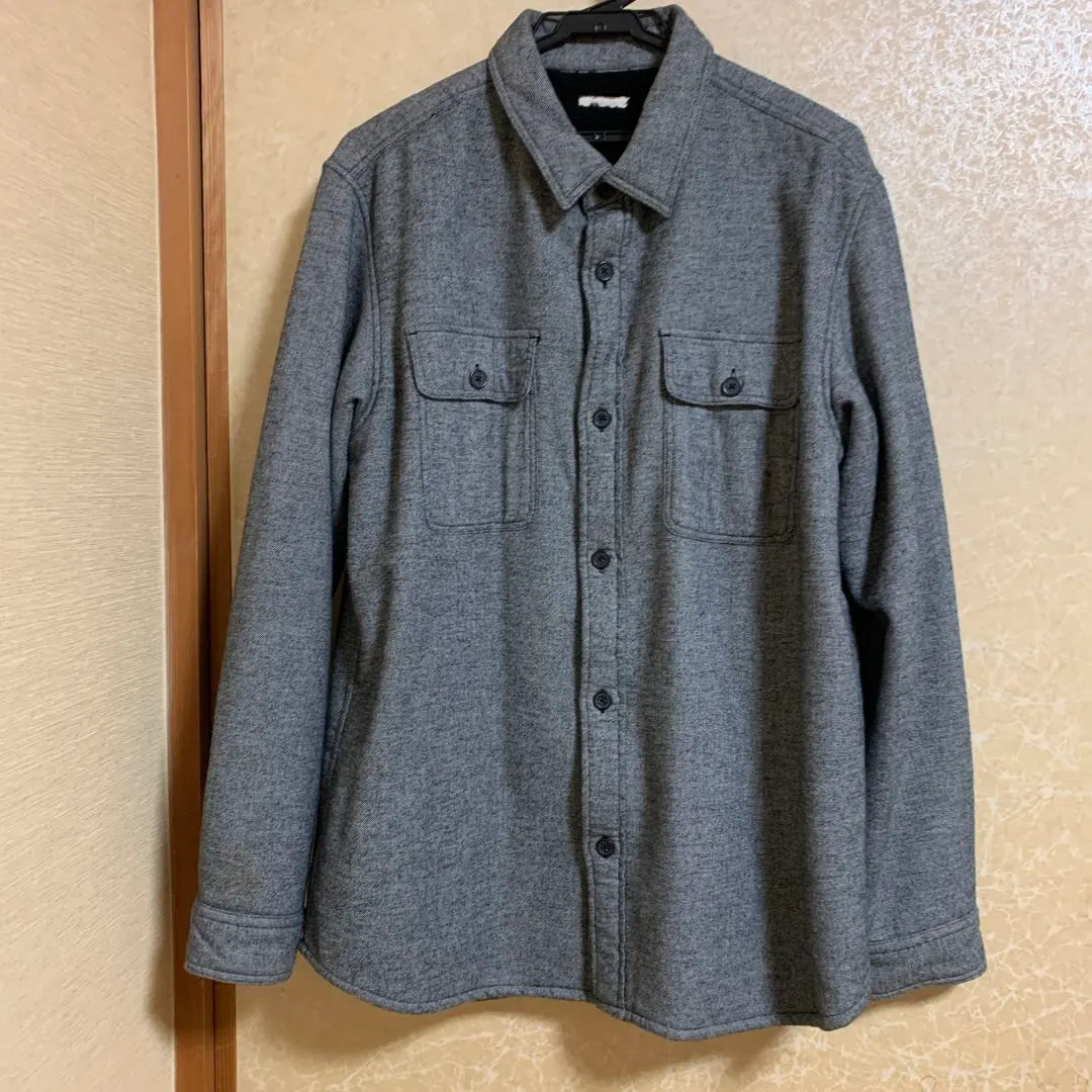 灰色 長袖襯衫 2個口袋內側刷毛 的縮圖