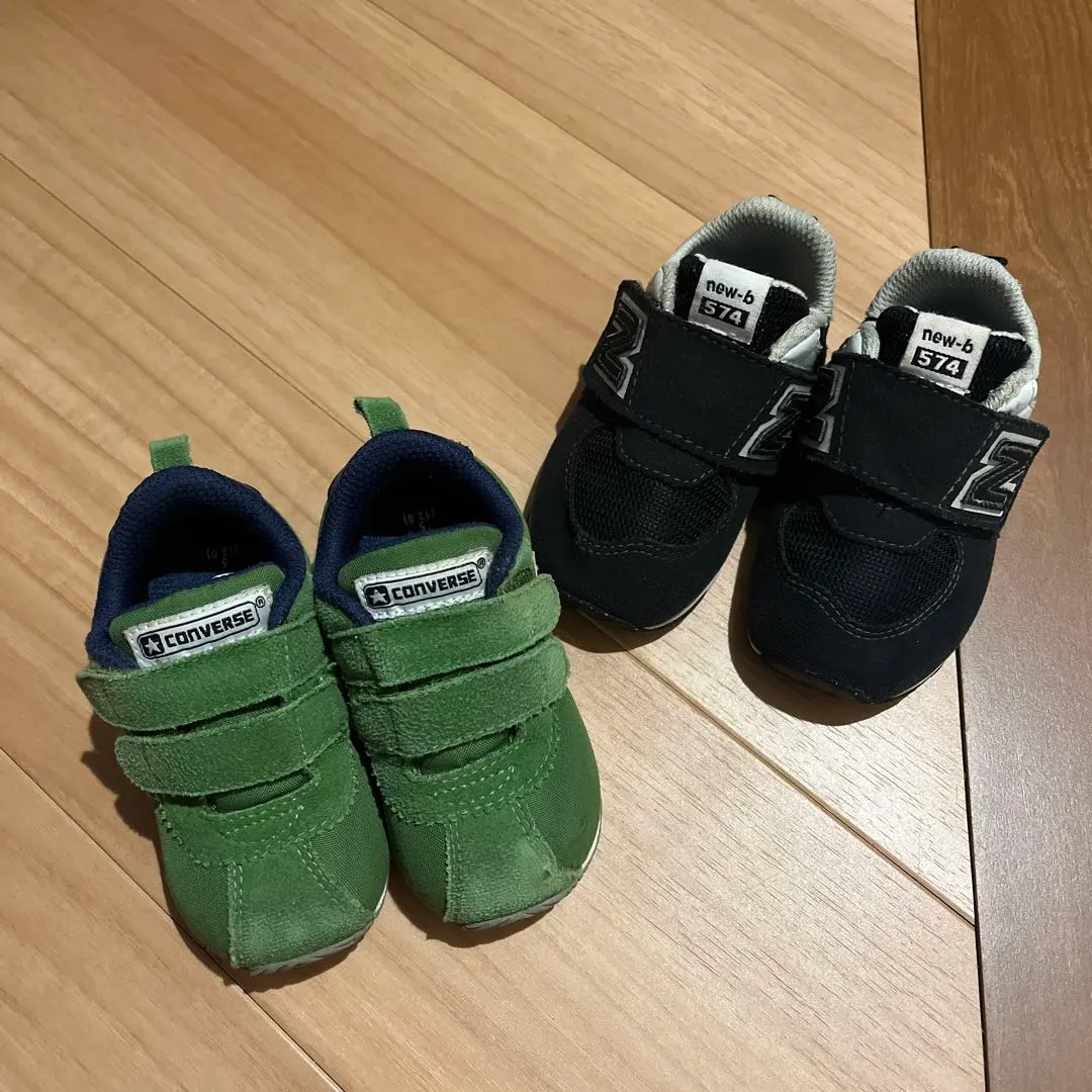 Thumbnail of Two-piece set of shoes