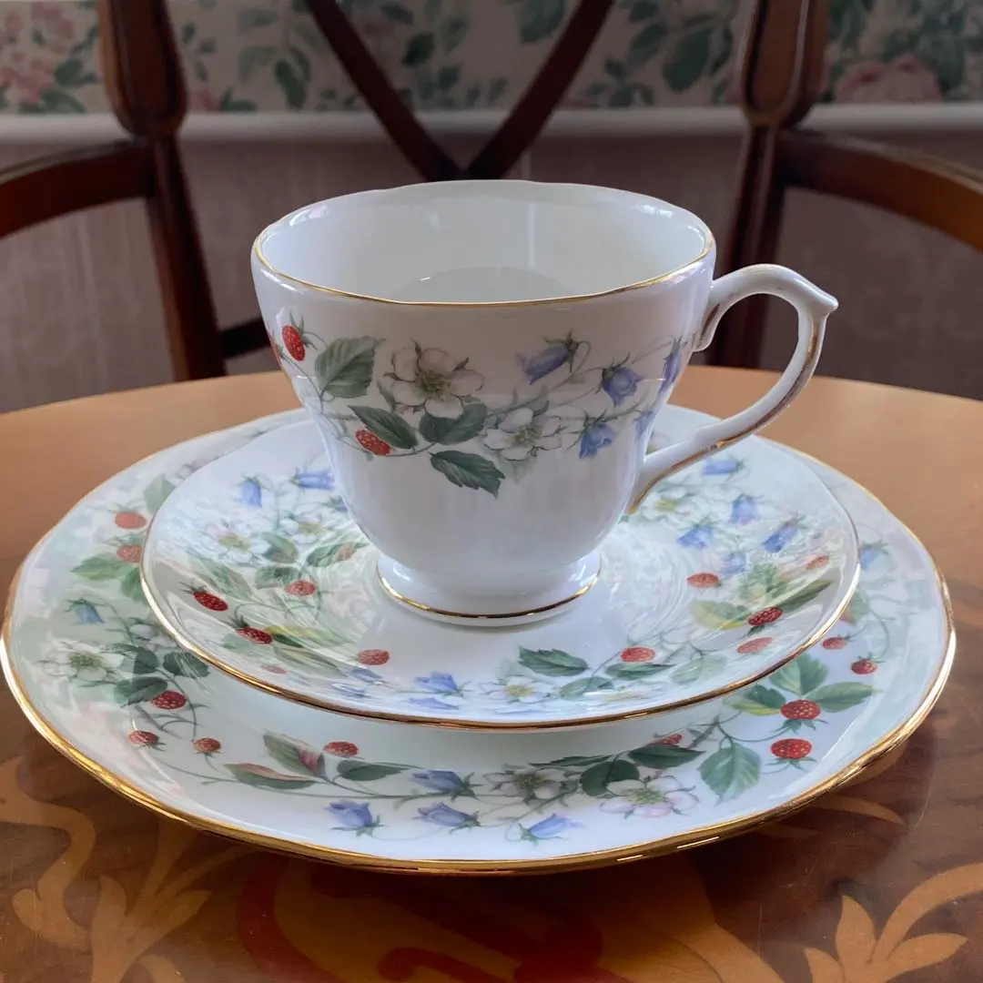 Thumbnail of Duchess Strawberry Fields Vintage Trio