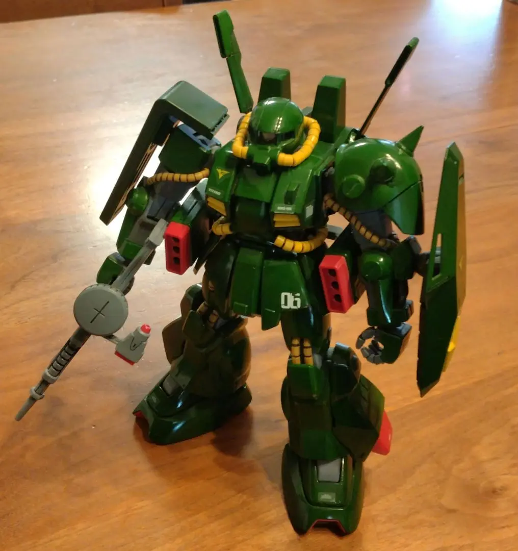 バンダイ MG1/100プラモデル RMS-106ハイザック 未組み立て品