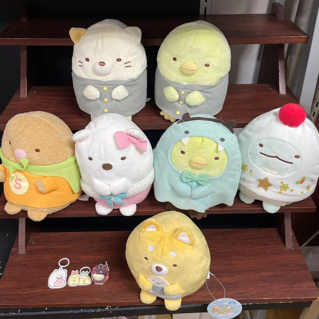 Thumbnail of Sumikko Gurashi plush toys, a bundle/lot