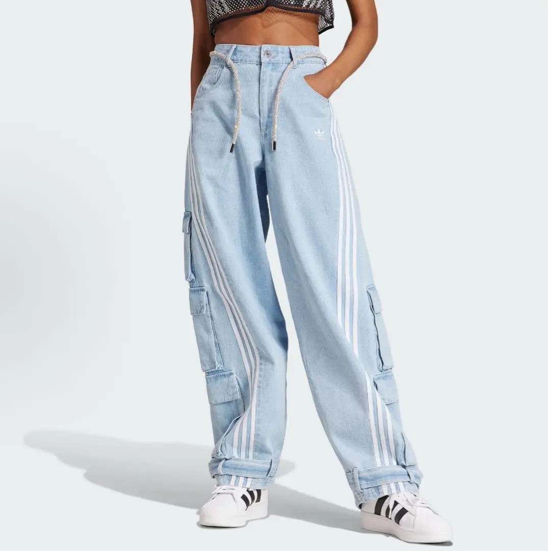 【新品】adidas Adilenium デニムカーゴパンツ 中町綾さん着用 adidas カーゴデニムパンツ ライトブルー 中町綾 - メルカリ