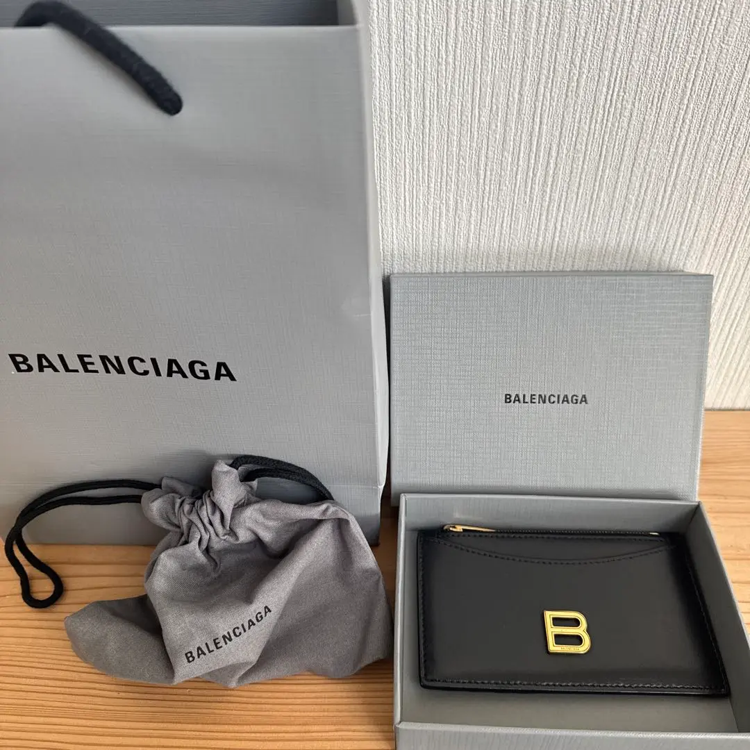 BALENCIAGA ネオクラシック フラグメントケース 0701.. フラグメントケース BALENCIAGA(バレンシアガ) - 海外通販のBUYMA