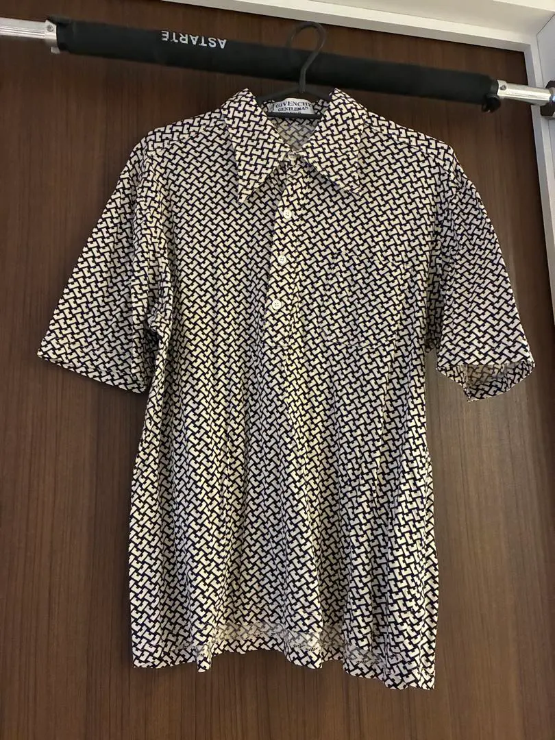 Thumbnail of Givenchy Short Sleeve Shirt Geometric Pattern Black/White Men's Women's