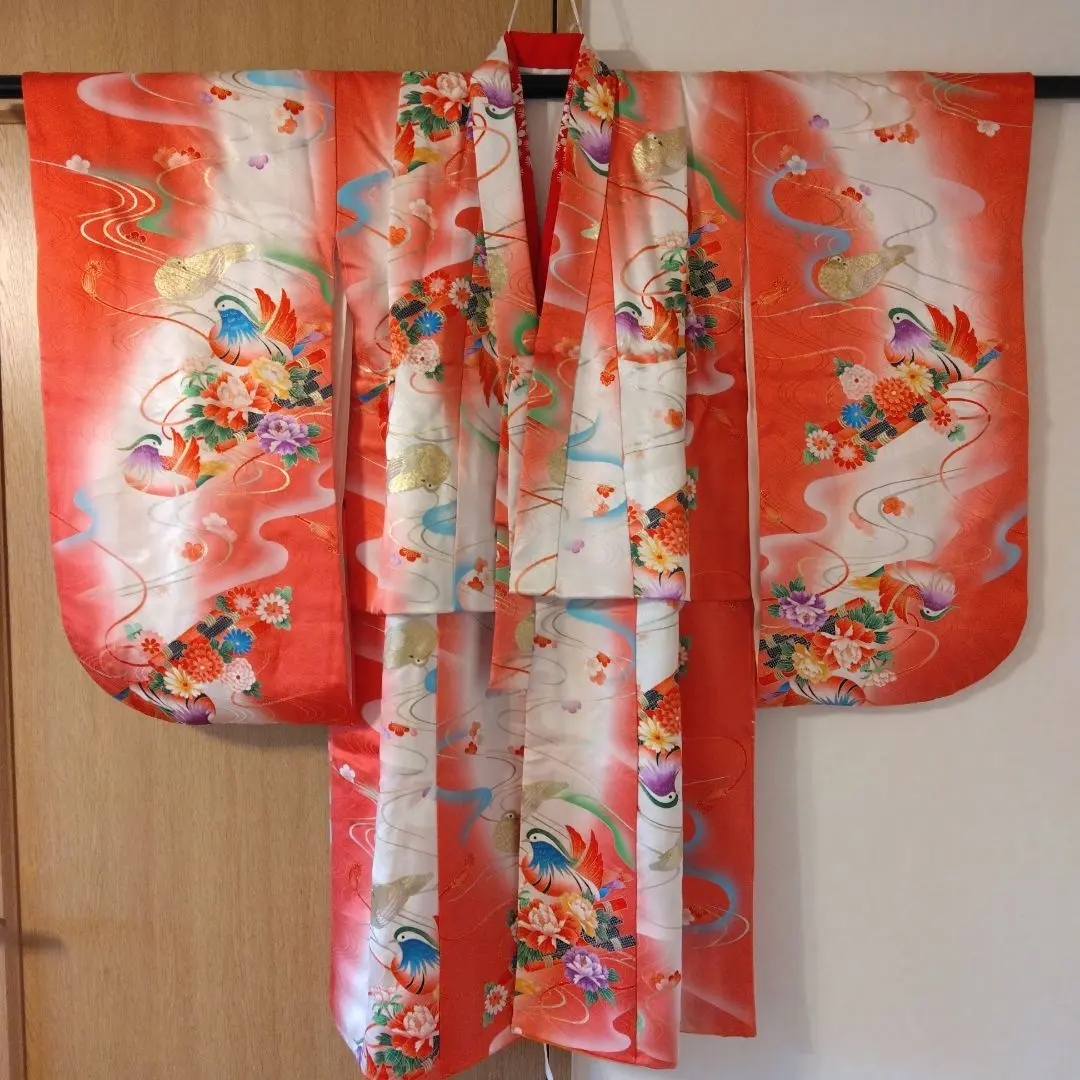 Thumbnail of Girls' Kimono Nagajuban 2-piece set for Shichi-Go-San and 13-year-old ceremonies, lined, silk, stored item