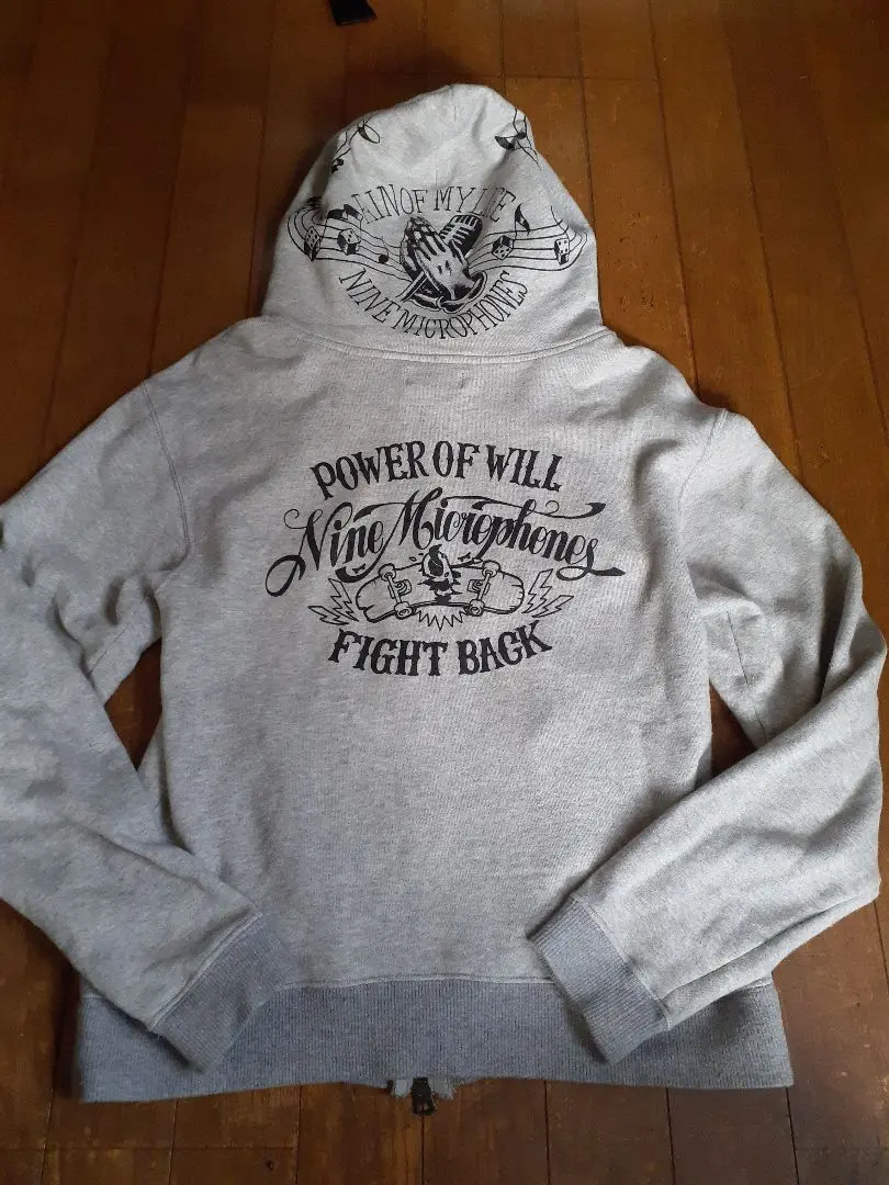 定価:14,300円　NineMicrophones ヘビーウェイトパーカー セール】Pray with the microphone PARKA（パーカー