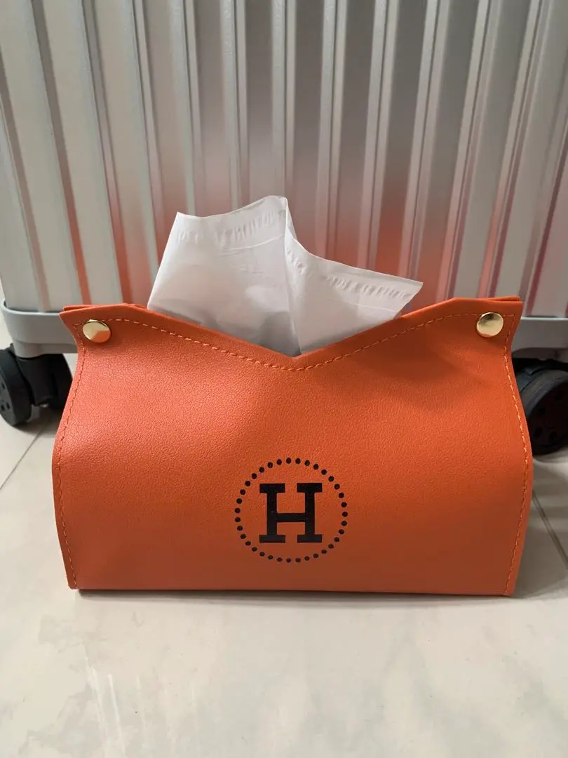 HERMES　エルメス　スカーフで作ったティッシュケース HERMESのフリマアイテム一覧