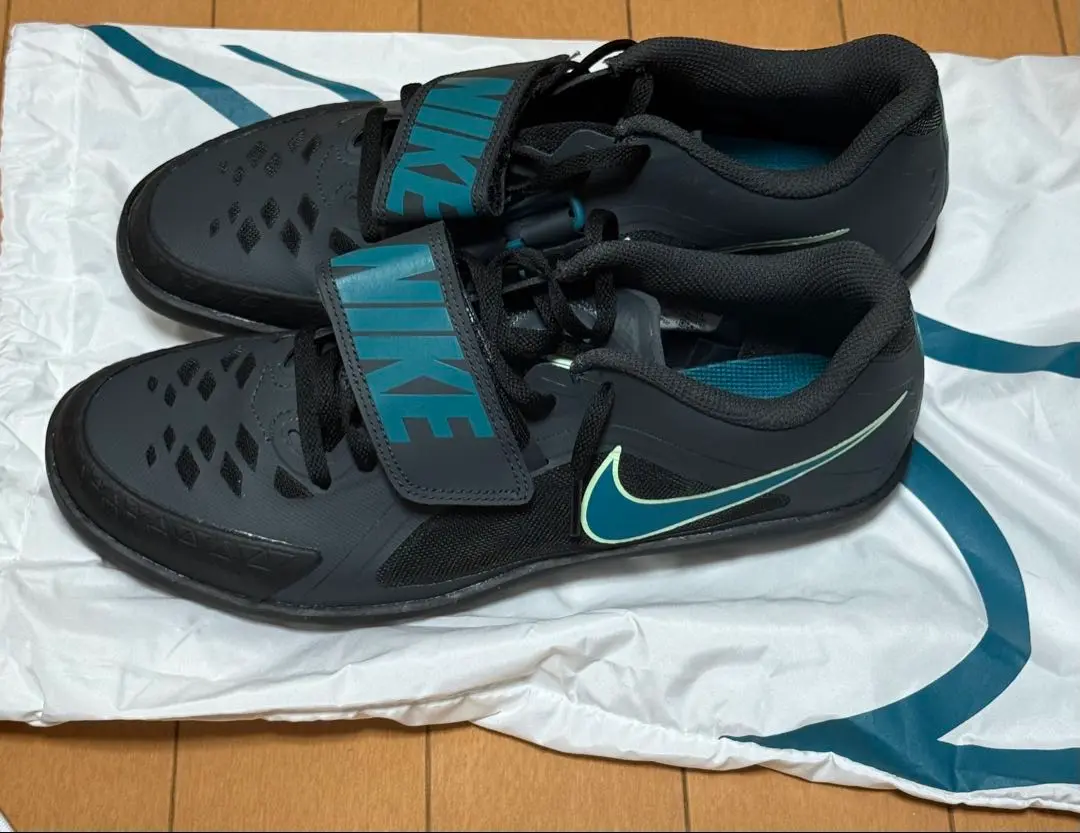 新品NIKE スローイングシューズ NIKE Zoom Rotational 6 Anthracite/Fierce Pink/Black ナイキ