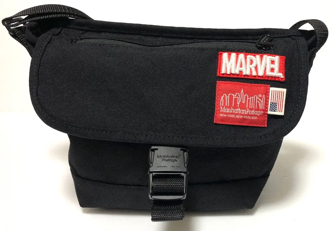 マンハッタンポーテージ ショルダーバッグ デッドプール MARVEL 61UeCEv7-kL._UF894,1000_QL80_.jpg