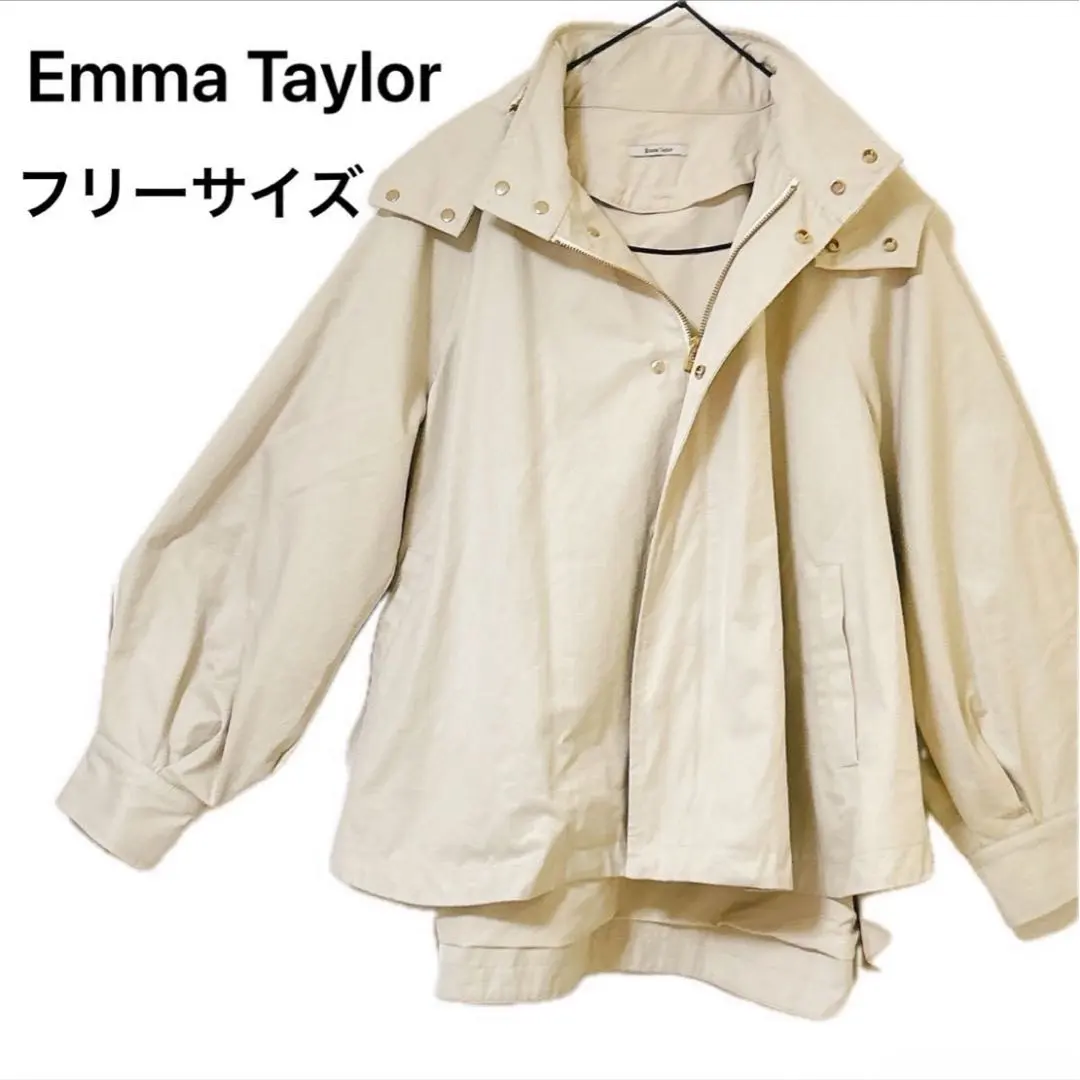 Thumbnail of Excellent Condition: Emma Taylor Flare Mountain Parka, Off-White, Waterproof