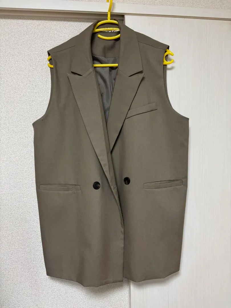 棕色 無袖 西裝外套 馬甲 的縮圖