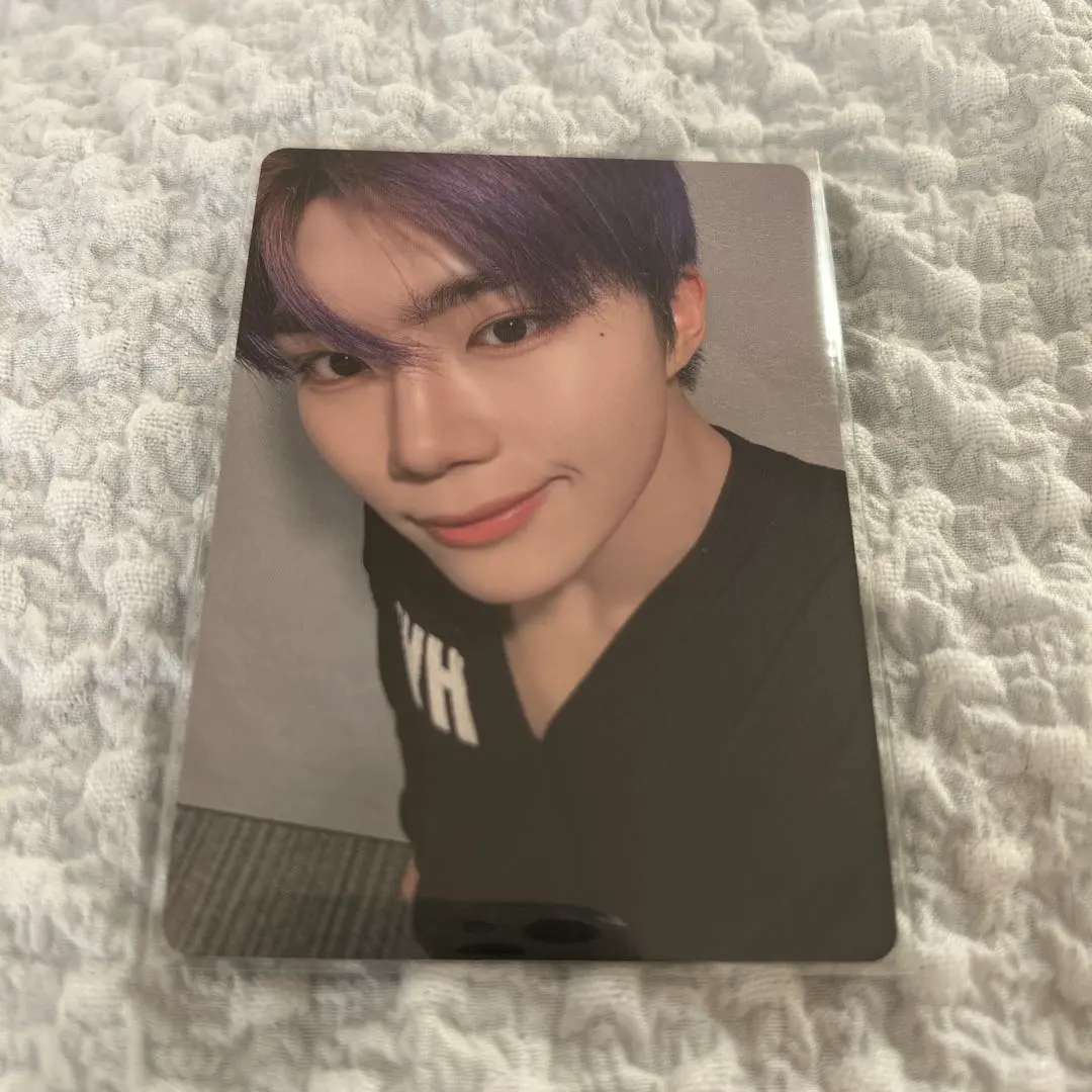 Thumbnail of ZEROBASONE Gunwook trading card