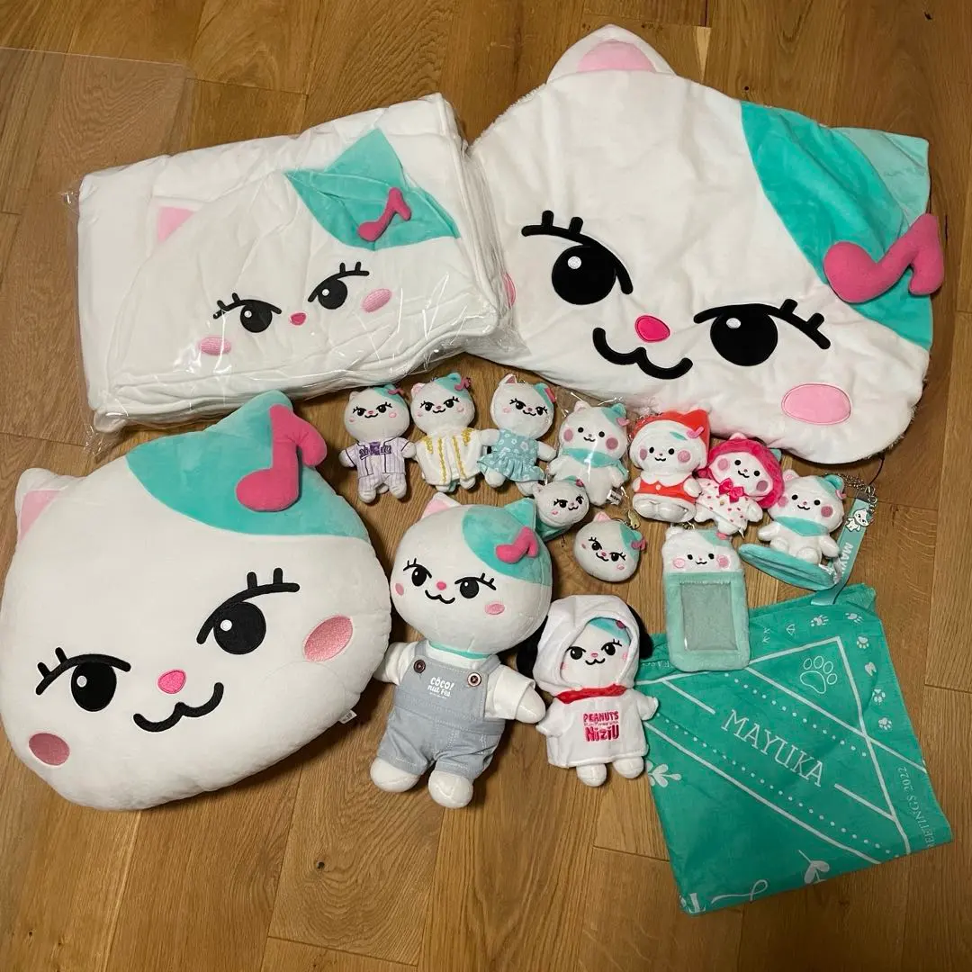 2025年最新】niziu マユカ バンドの人気アイテム - メルカリ