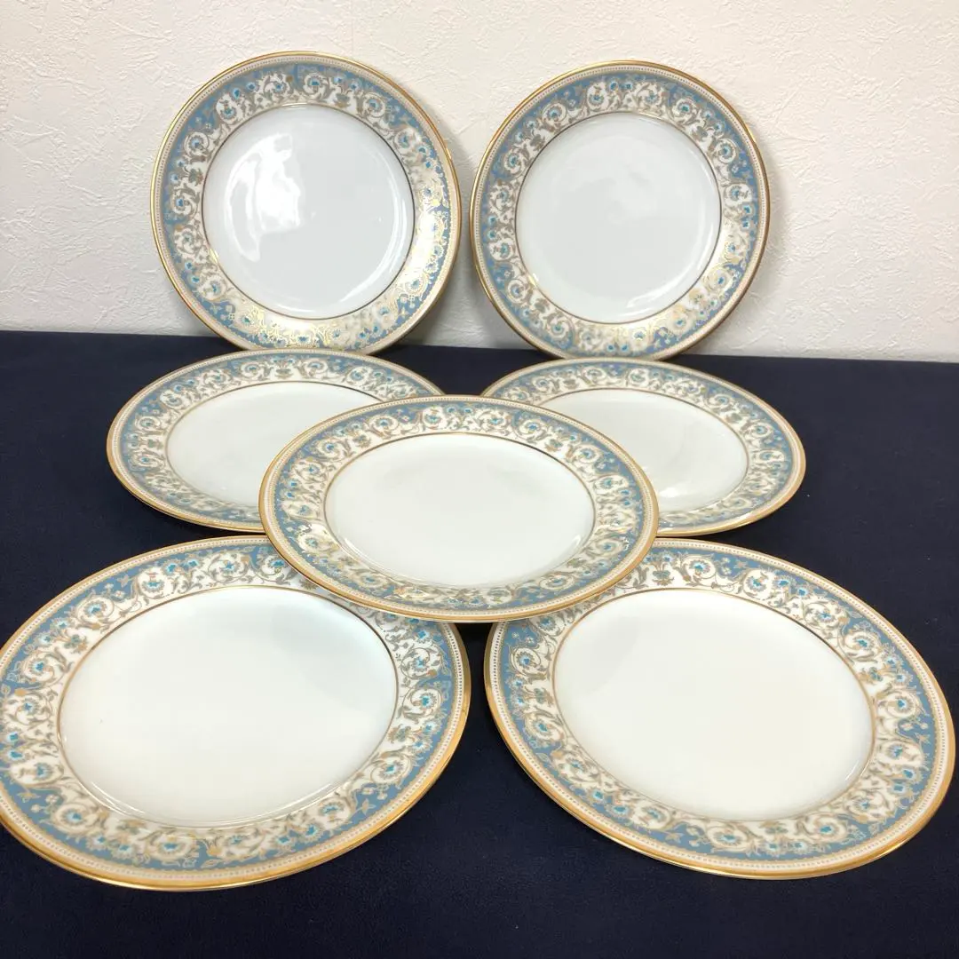 Thumbnail of Noritake Polonaise Plate 20cm Set of 7