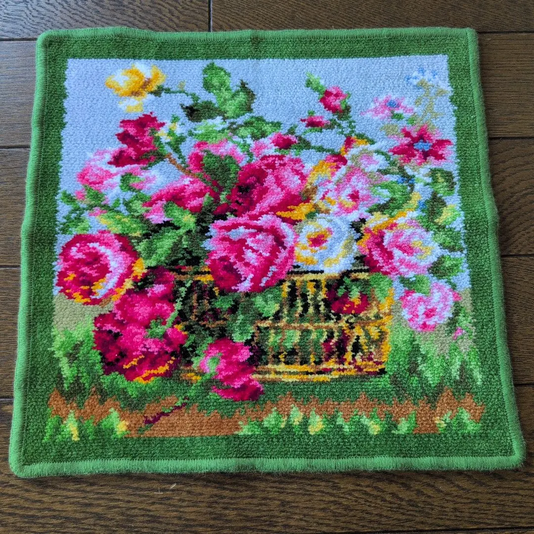 Thumbnail of FEILER, green border, floral handkerchief