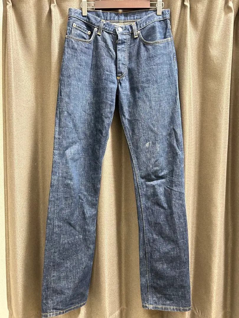 Thumbnail of Helmut Lang, the man himself, 1998