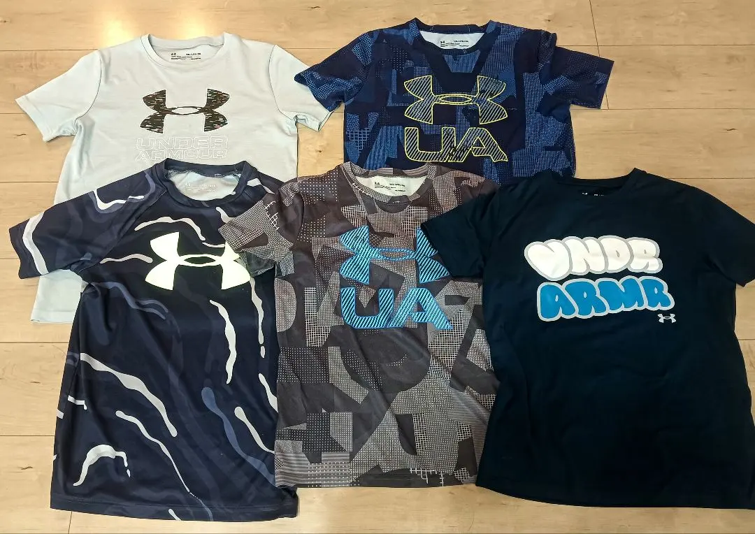 Thumbnail of 20. Under Armour Short Sleeve T-shirt 5-piece set YXL