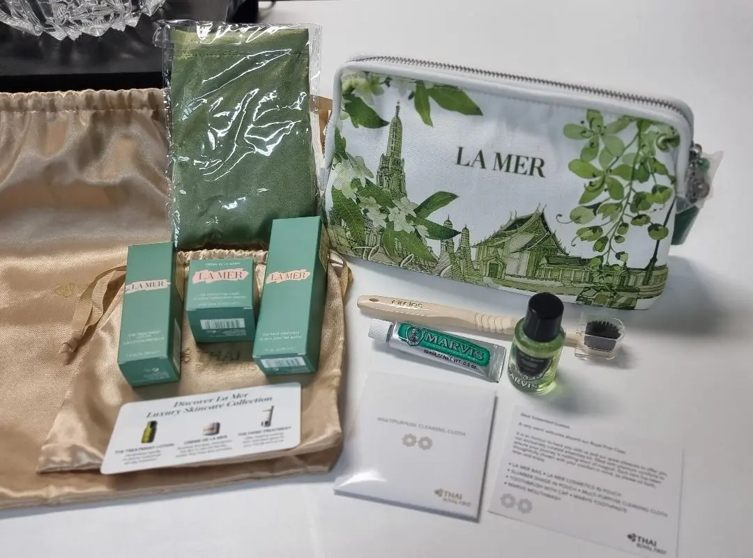 タイ航空 x LA MER コレクション Prem - Newly Updated La Mer Amenity Kits in multiple colours