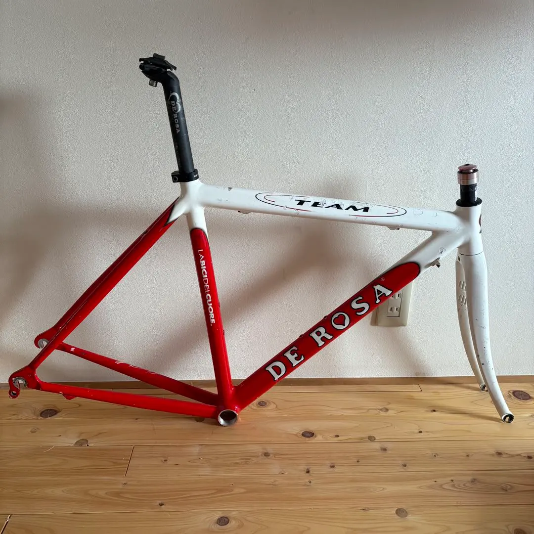 超美品 DE ROSA TEAM フレームセット イタリア製 ホリゾンタル 超美品 DE ROSA TEAM フレームセット イタリア製 ホリゾンタル