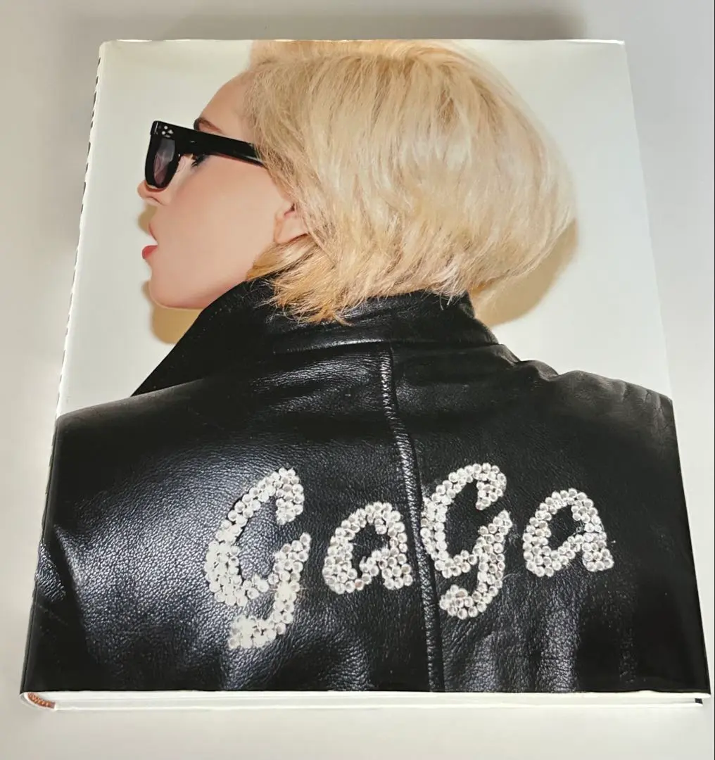 洋書◇レディー・ガガ写真集 豪華大型本 Lady Gaga | 洋書堂