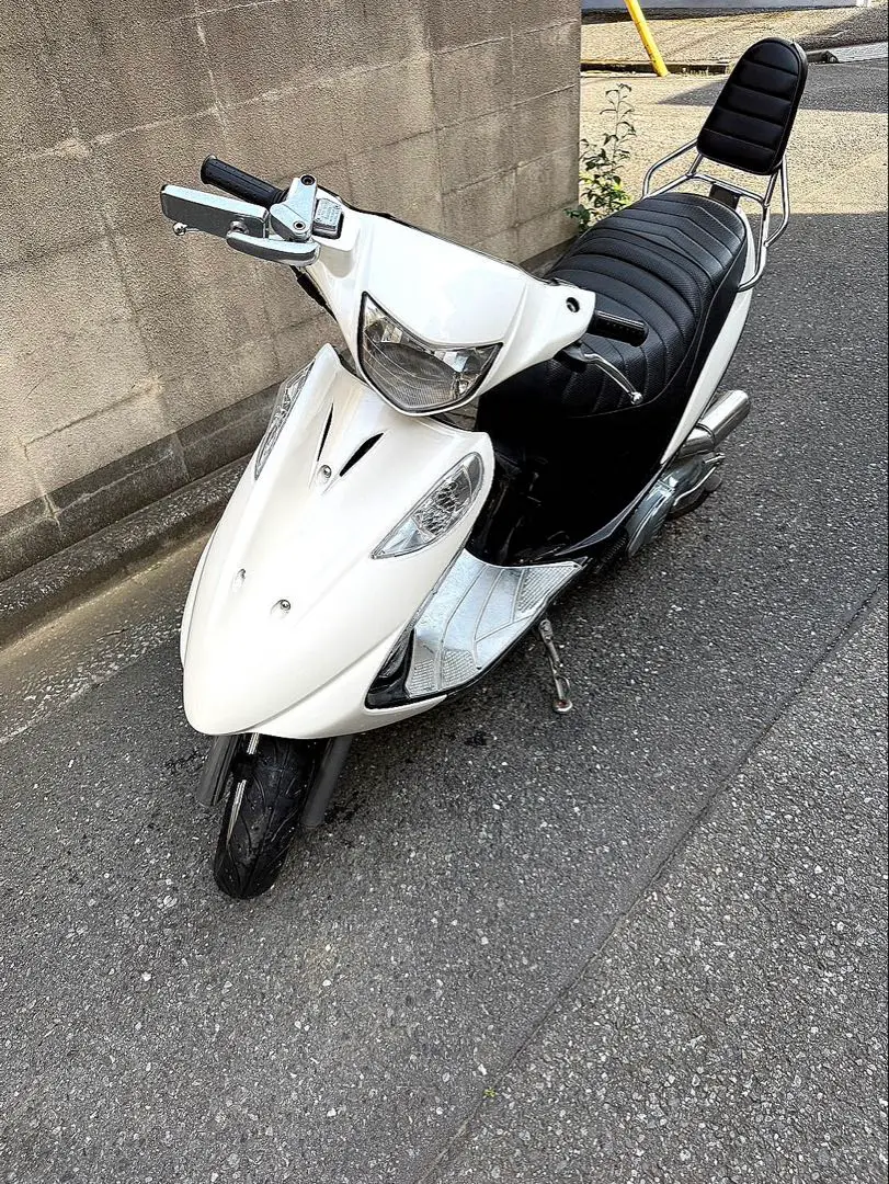 急ぎです‼️アドレスv125g純正マフラー&エアクリーナーメッキパーツ付きセット 急ぎです‼️アドレスv125g純正マフラー&エアクリーナーメッキ