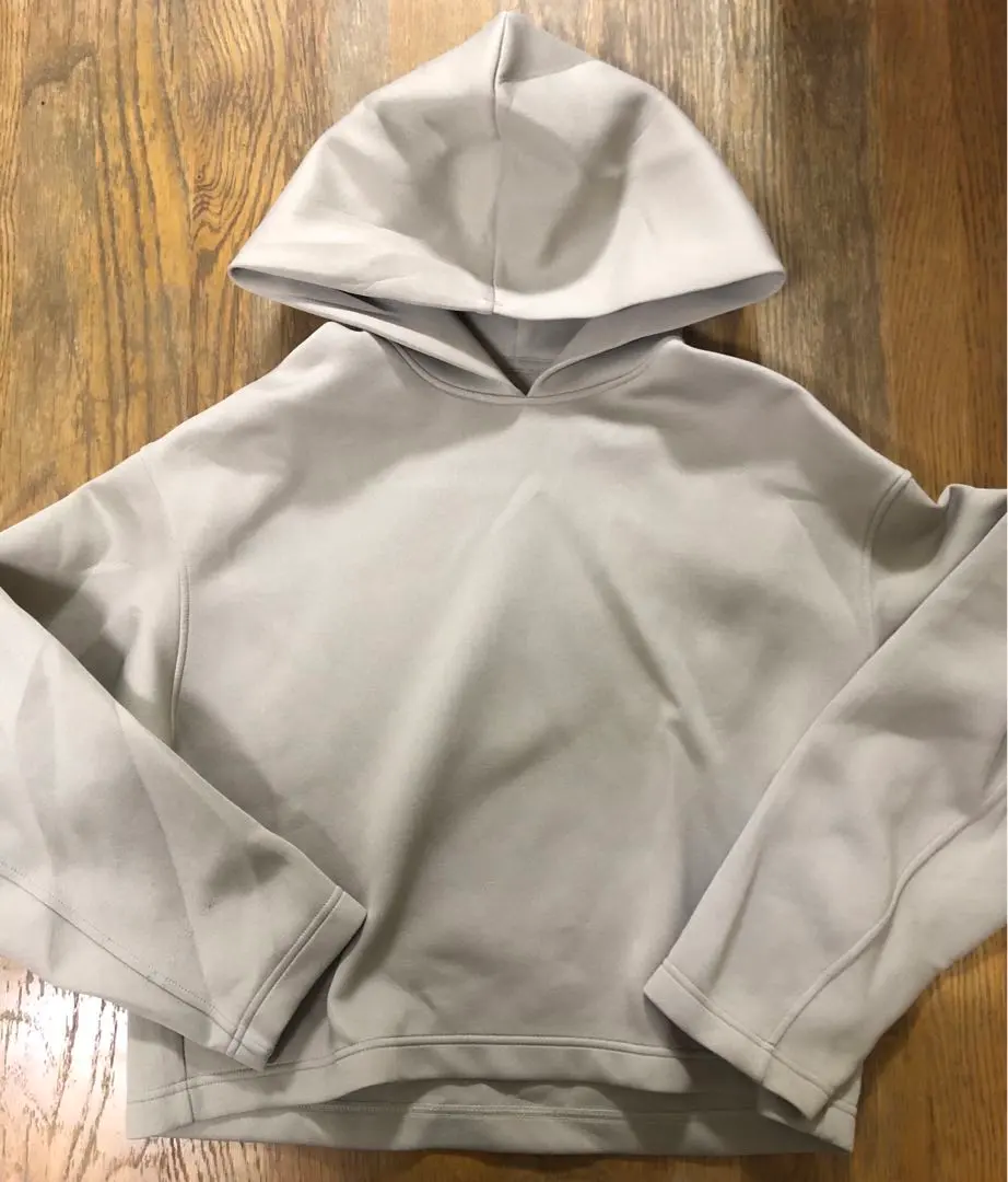 UNIQLO 優衣庫 連帽衫 米色 的縮圖