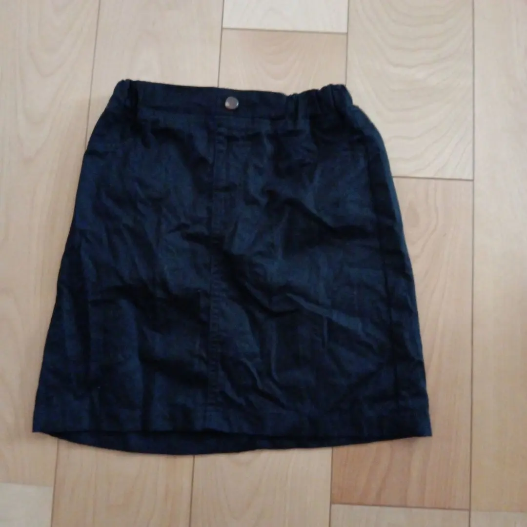 Thumbnail of GU Black Skirt 140cm Thin Fabric Summer