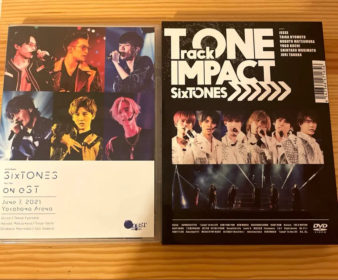 SixTONES DVD セット まとめ売り おまけ付き SixTONES DVD Blu-ray セット（ライブDVD & Blu-ray「on eST