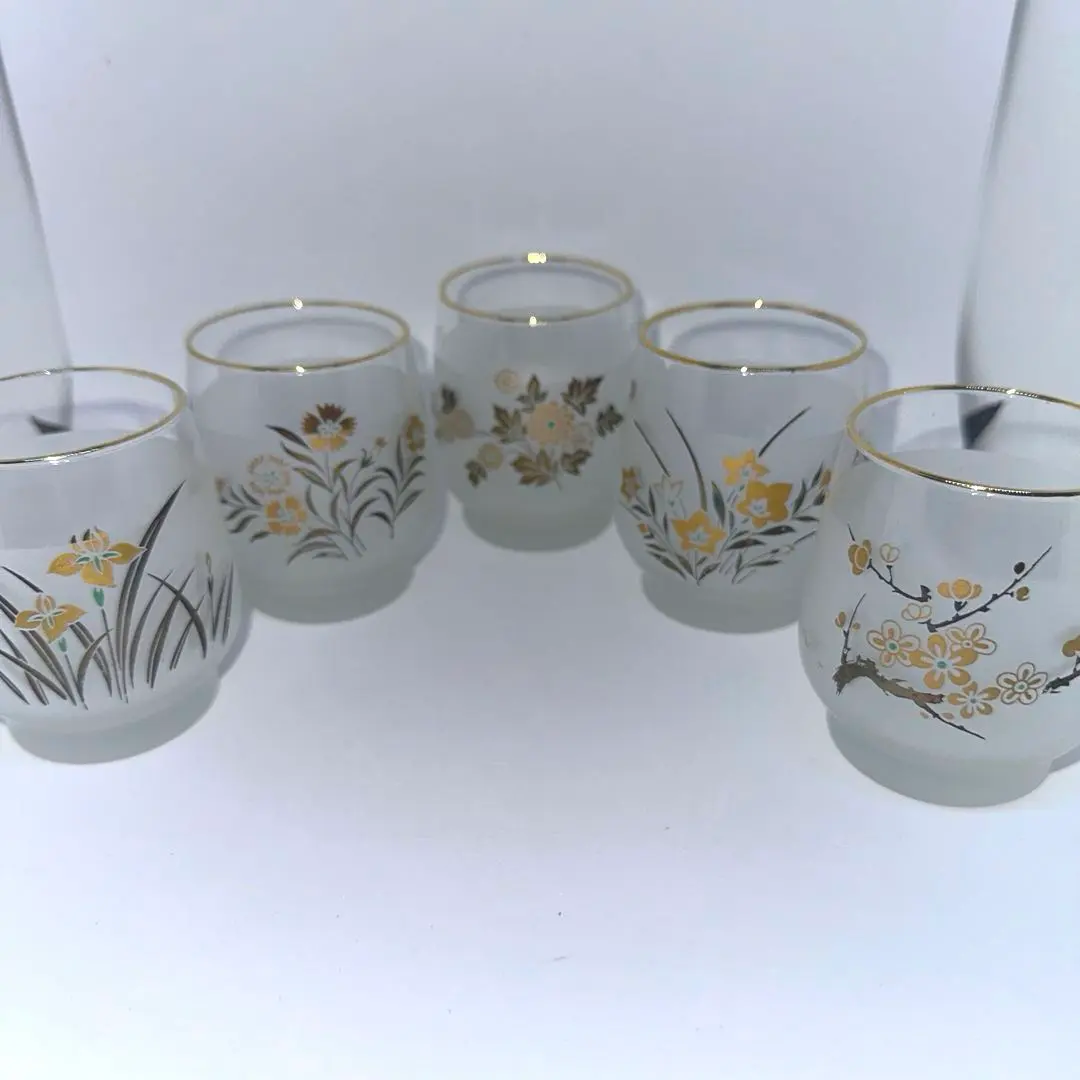 Thumbnail of Showa Retro Glass Japanese Tableware Cold Tea Glasses Assorted Floral Designs Set of 5