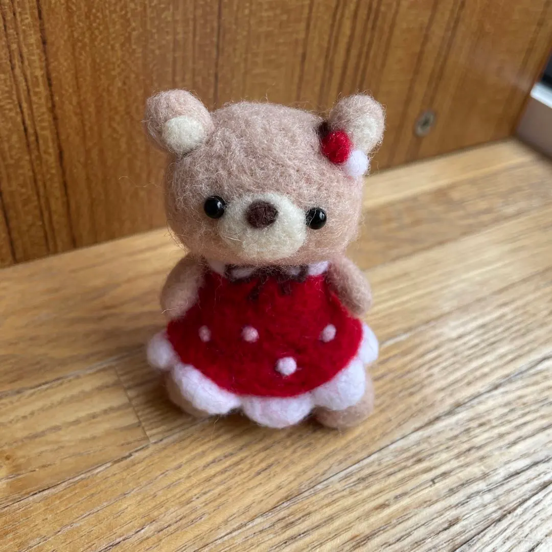 羊毛氈 熊 洋裝 紅色 的縮圖