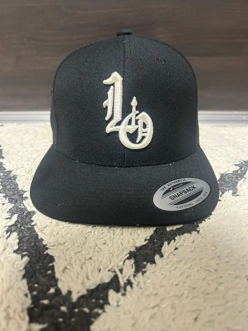 黒 スナップバックキャップ ローカルズオンリー 黒 スナップバック キャップ LOCALS ONLY - メルカリ