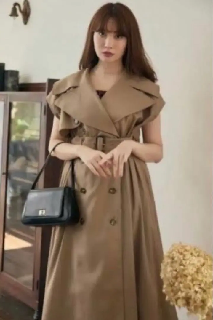 ジャケット・アウター Herlipto Sleeveless Twill Trench Dress セール】Sleeveless Twill Trench Dress（トレンチコート）｜Her