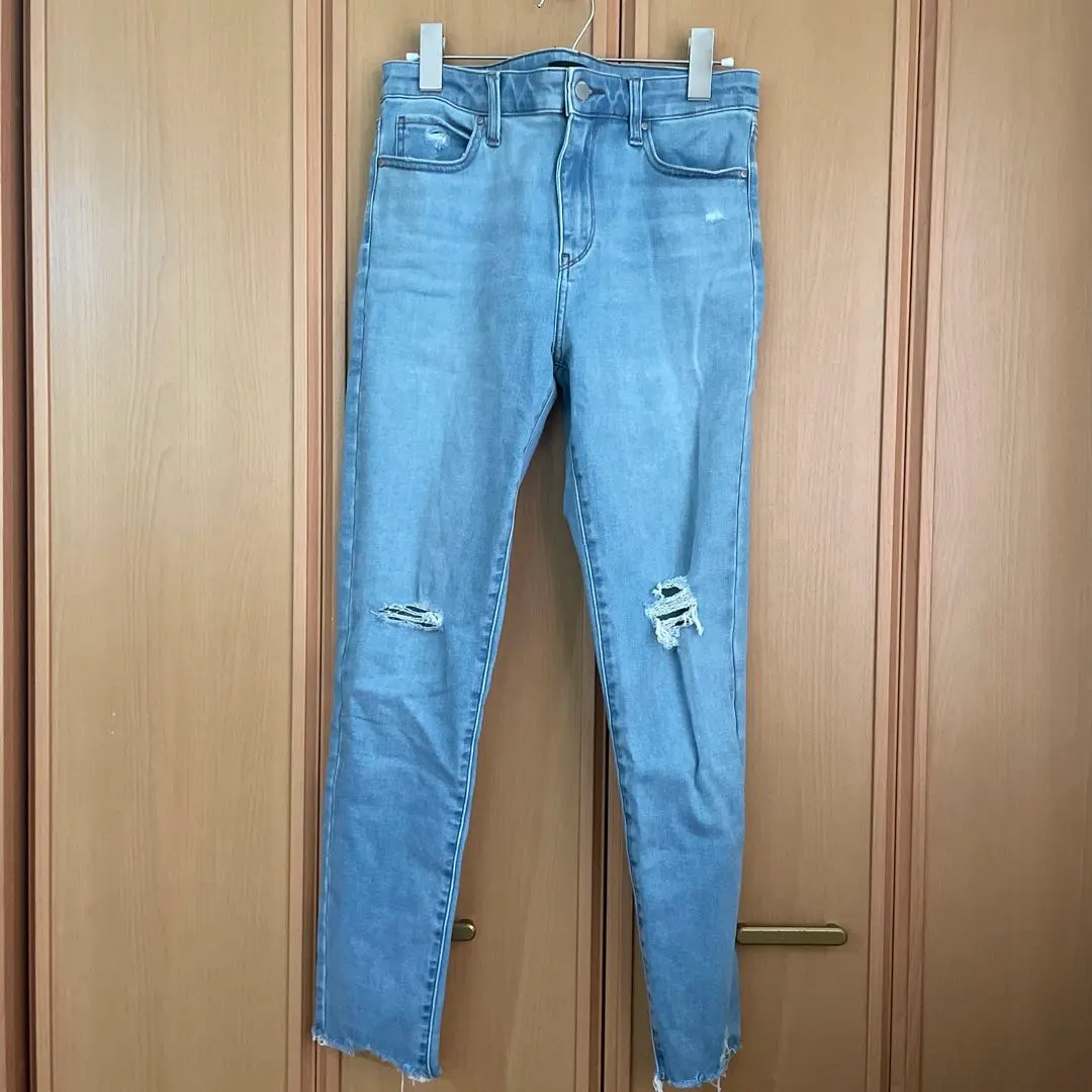 Thumbnail of UNIQLO Damaged Denim, 68.5cm