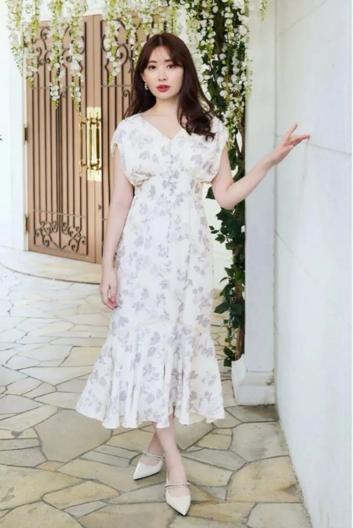 ワンピース Her lip to  Garden Floral Dress S 新品 her lip to Royal Garden Floral Dress花柄ワンピース2色