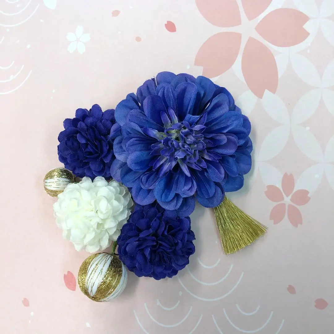 Thumbnail of Hair ornament: Blue Dahlia with tassel