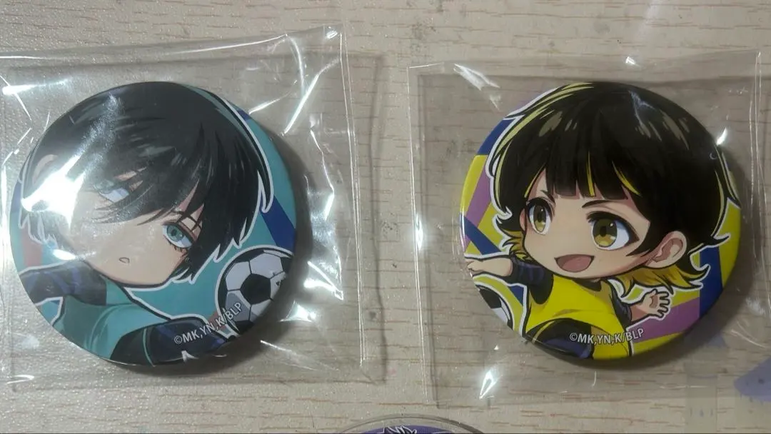 Thumbnail of Blue Lock 100-yen can badges