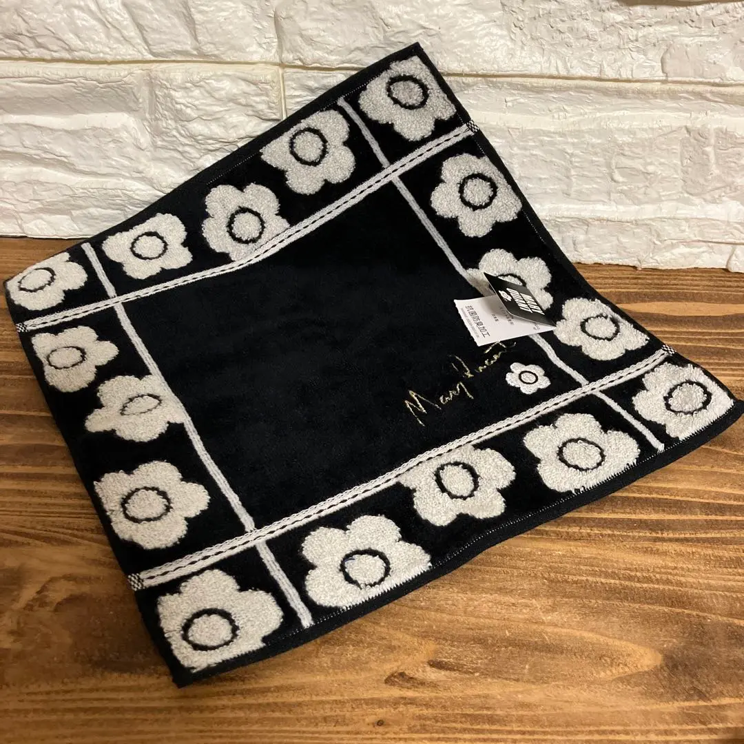 Thumbnail of MARY QUANT Floral Pattern Handkerchief