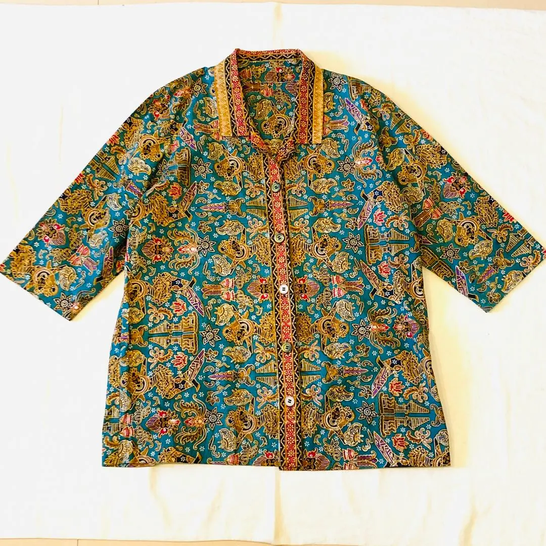 Thumbnail of Ethnic style, about 3/4 sleeve length, all-over pattern ethnic shirt, green color
